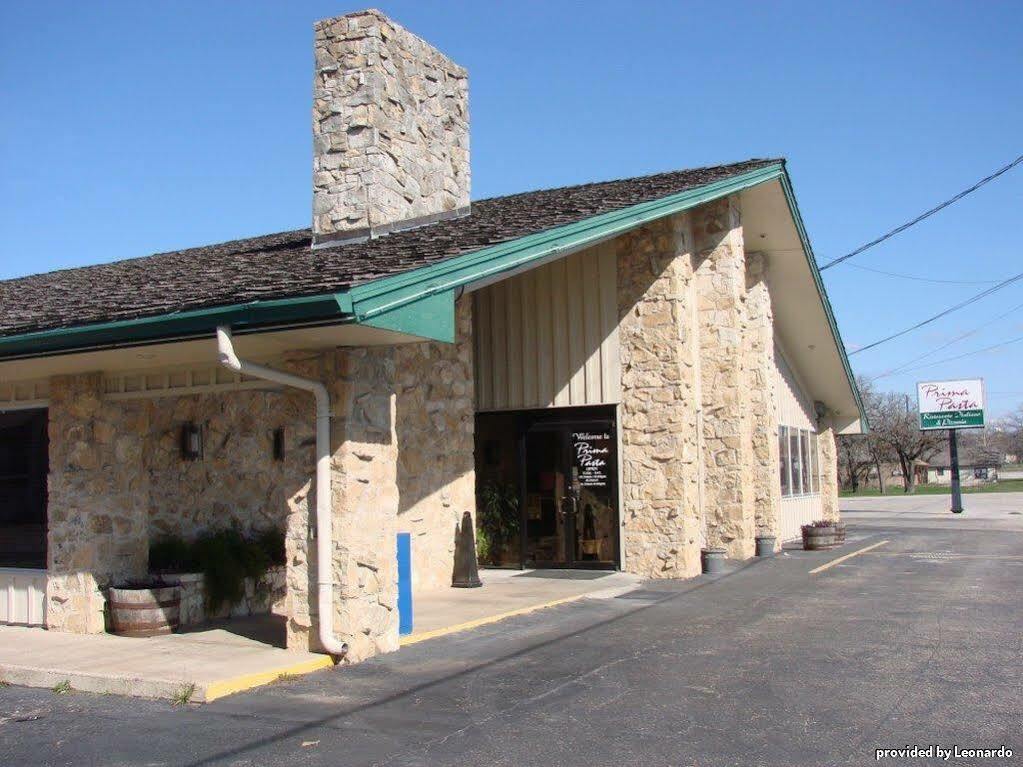 Days Inn By Wyndham Gatesville Eksteriør billede